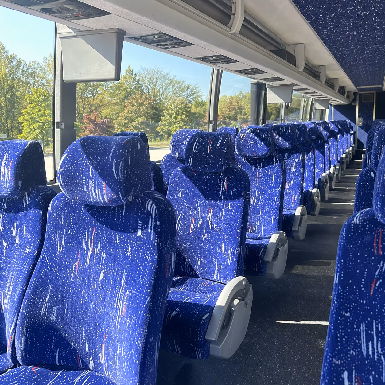 charter buses for el cajon arts and history field trips