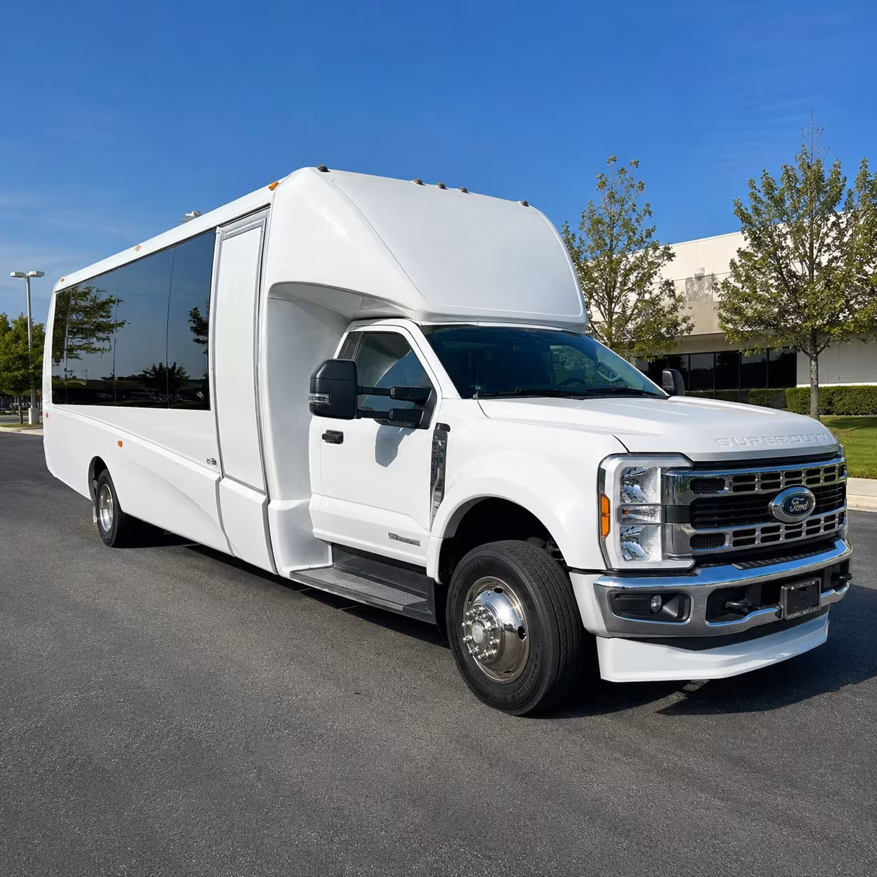 easily book transportation for your next prom 5