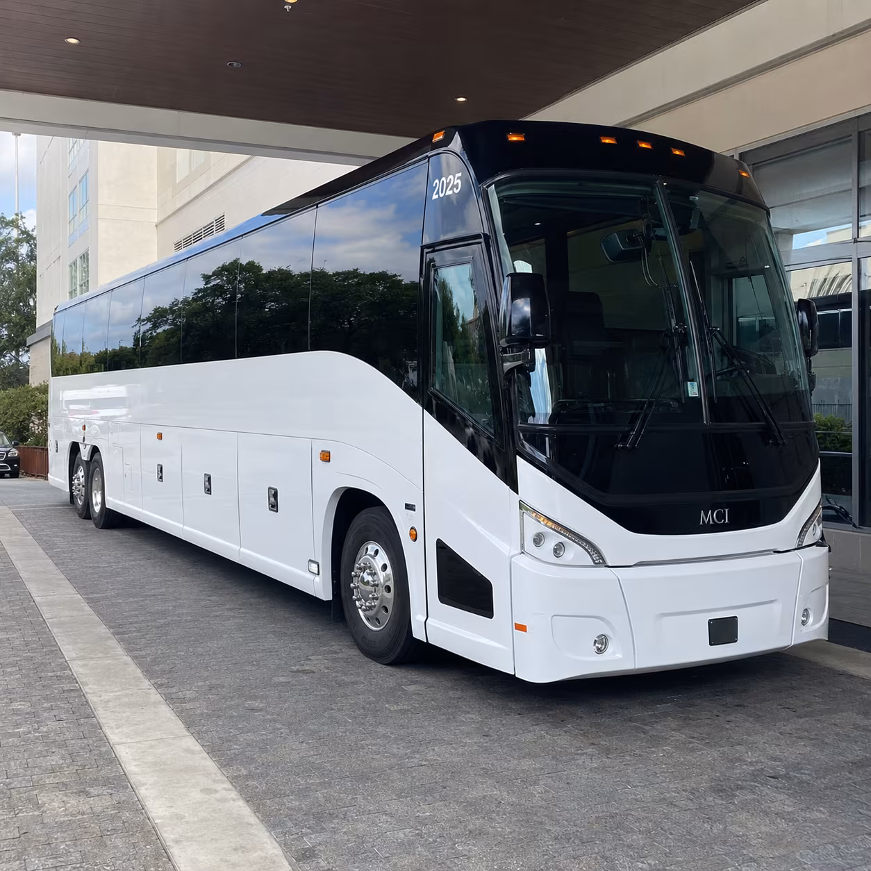 el cajon 54 passenger charter bus