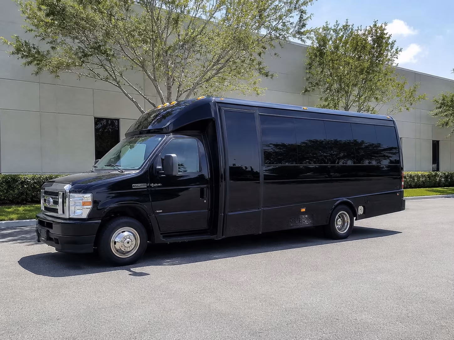 el cajon airport transportation onboard seating
