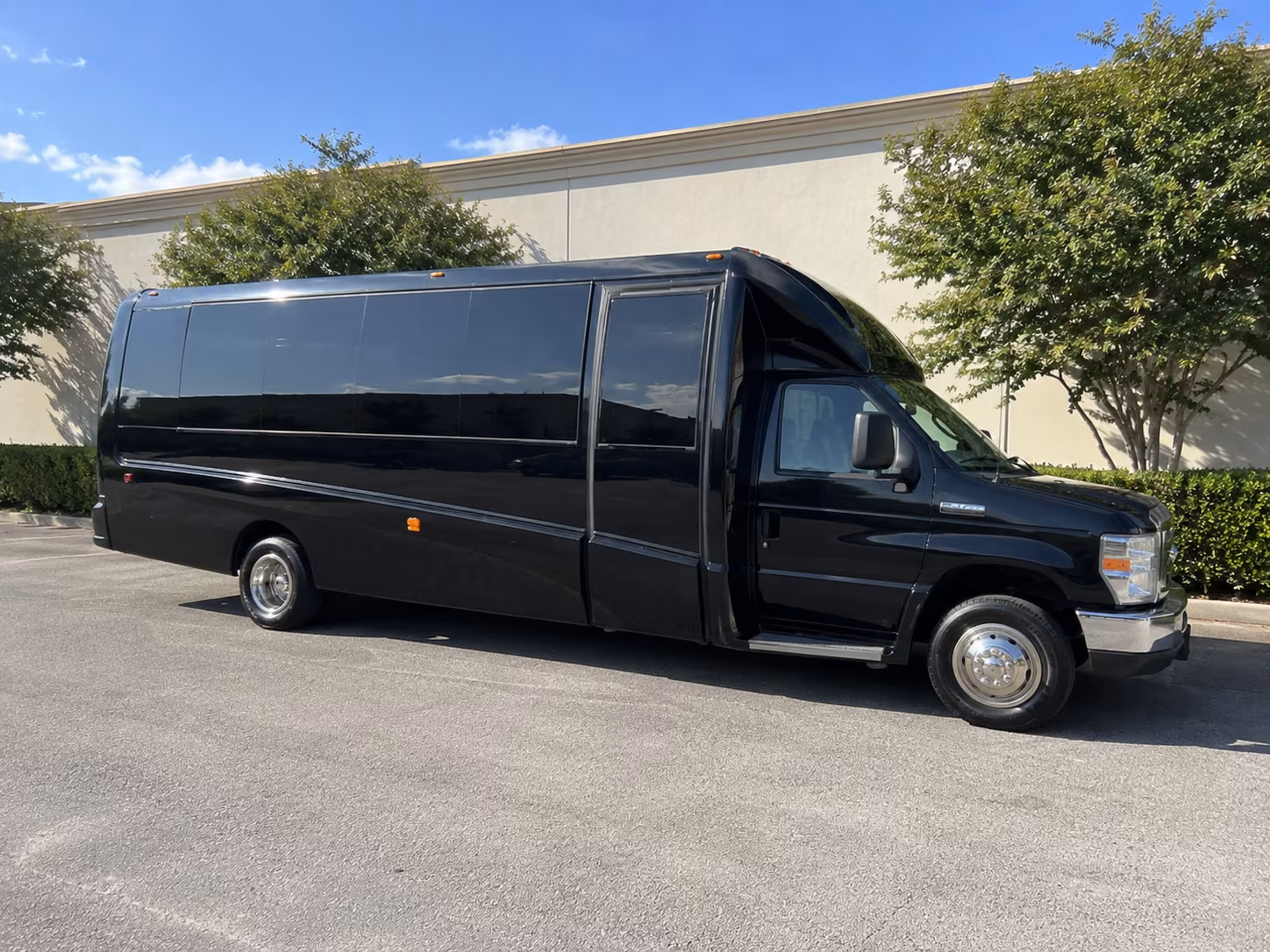 party buses for el cajon birthday bar crawls and nightlife runs